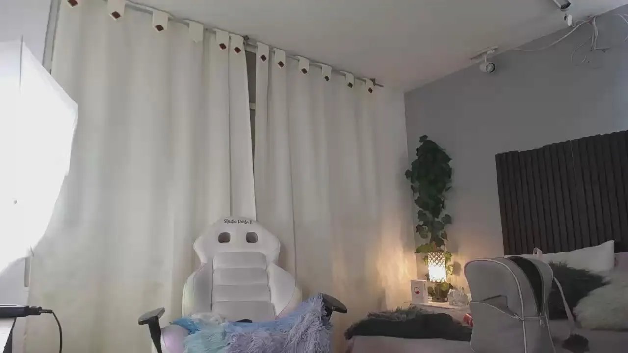 Barbie_Demon_ on Cam4 