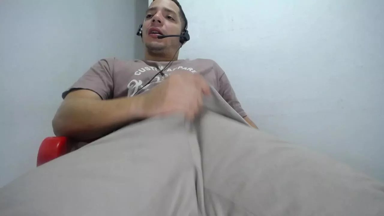 BigbossxD on Cam4 