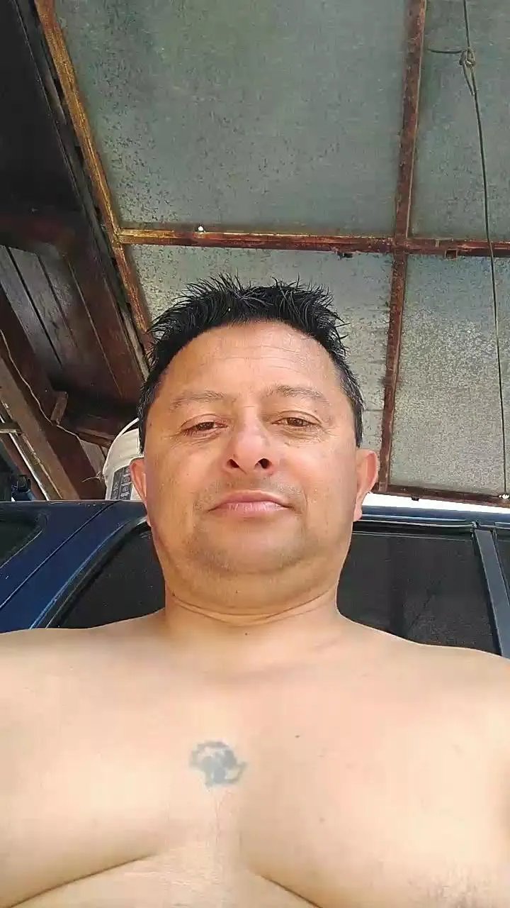 Papito7948 on Cam4 
