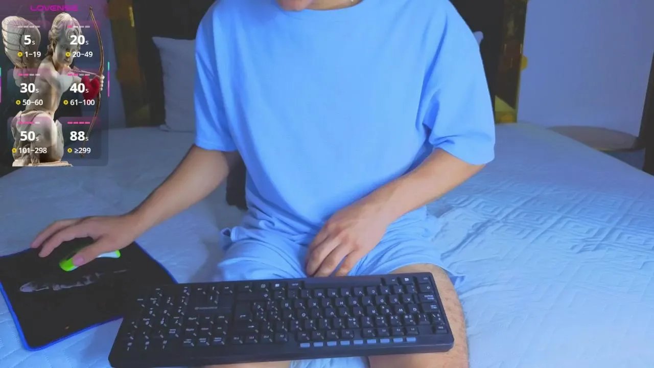 teddy_cowboy on Cam4 