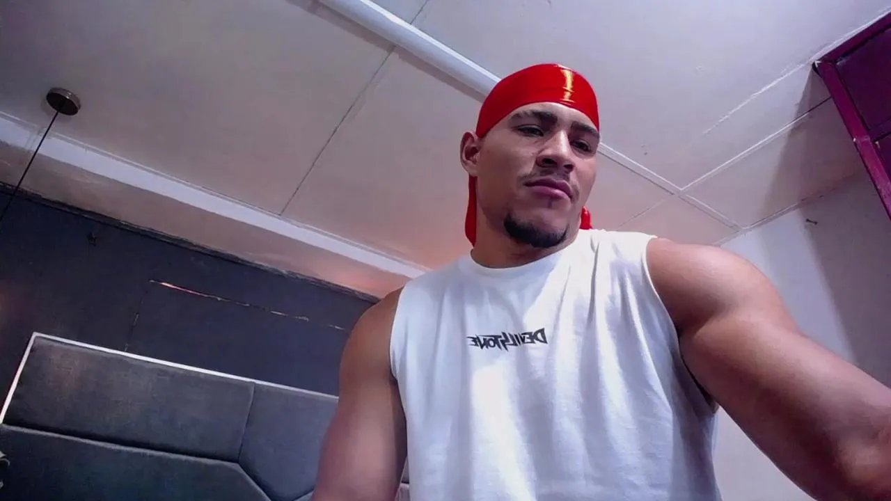 teddyfit_19cm on Cam4 