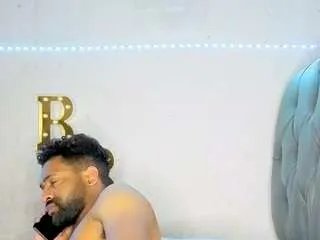 bbcblackhot33 on CamSoda 