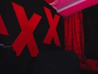 dayanaahott on CamSoda 