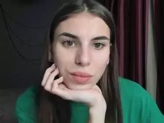 emmigreen on CamSoda 