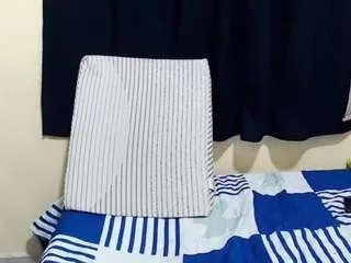 miss-adele on CamSoda 