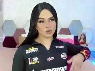 miss-adriana on CamSoda 