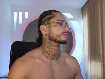 alanrodgers2_0 on Chaturbate 