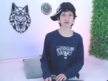 emmo_boy on Chaturbate 