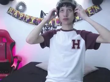emmo_boy on Chaturbate 