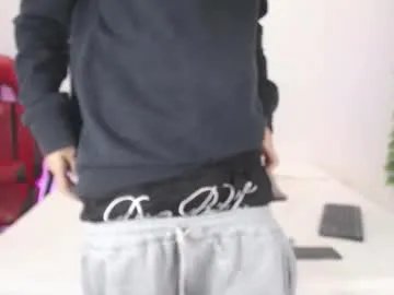 emmo_boy on Chaturbate 