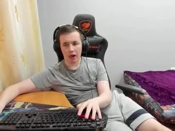 iliaskrislove on Chaturbate 