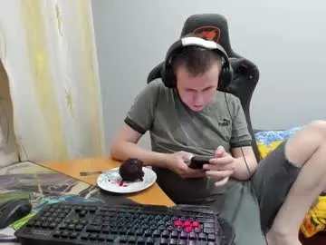 iliaskrislove on Chaturbate 