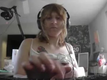 lilybvixen on Chaturbate 