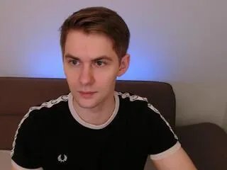 billy_milligan on Flirt4Free 