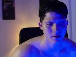 hazzan_velez on Flirt4Free 