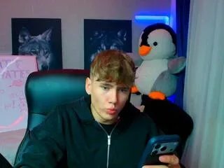matthew_bieber on Flirt4Free 