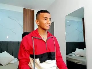 rafael_leonn on Flirt4Free 