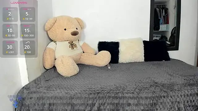 LittleParker on StripChat 